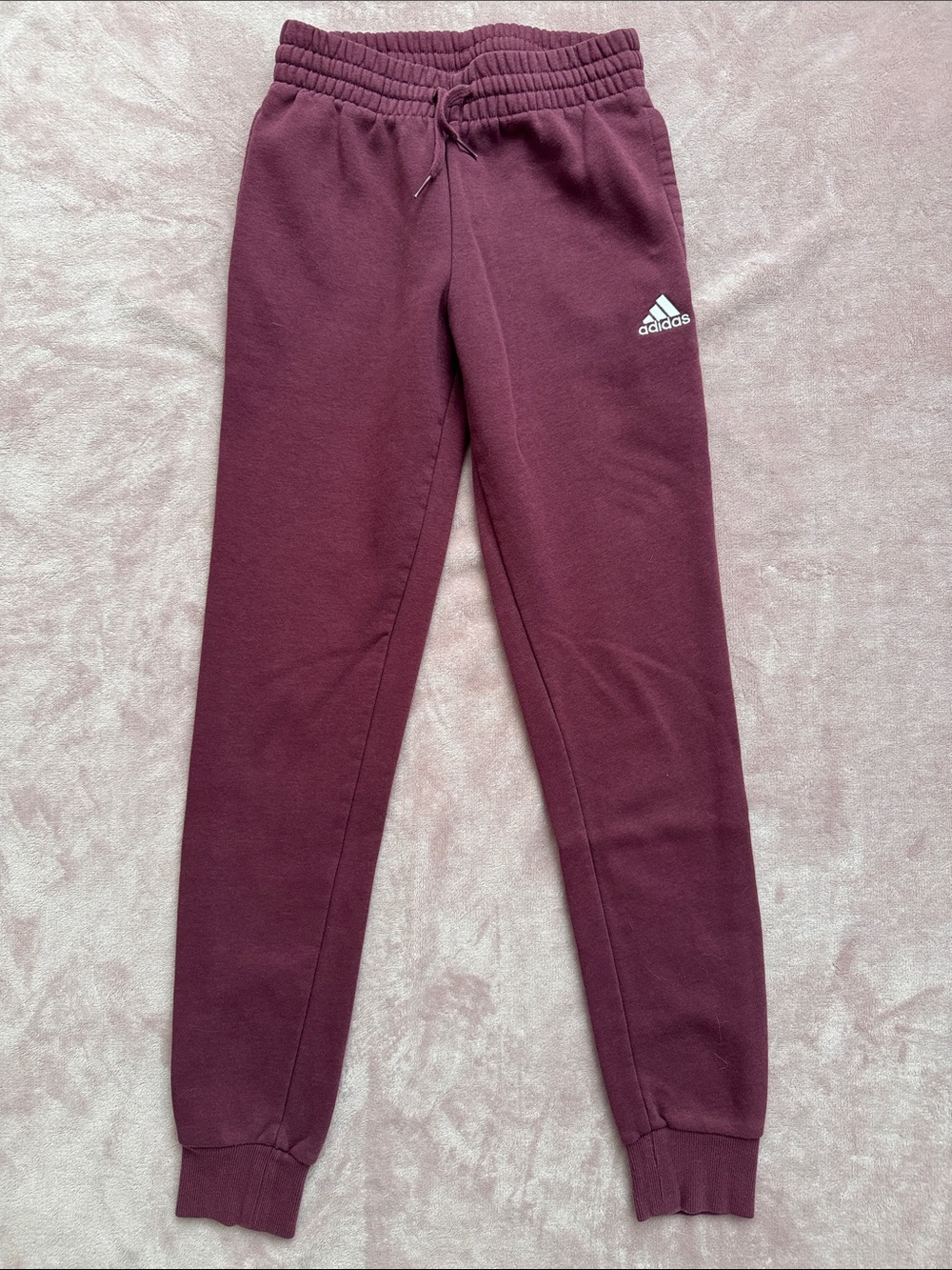 Adidas women’s maroon jogger sweatpants